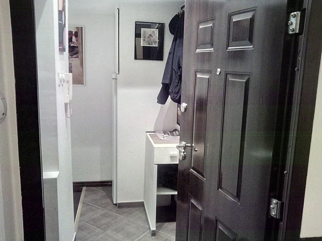 Slavija Square Apartment Cvetni Trg Belgrade Room photo